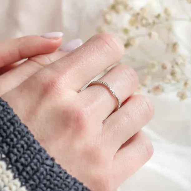 Gold eternity ring with diamonds TIEROS Image