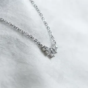 Gold cluster necklace with lab created diamonds JESSICA Thumbnail