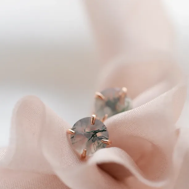 Gold stud earrings with moss agate REBECCA Image