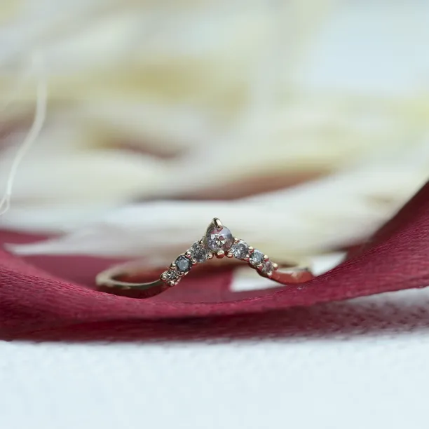Salt and pepper curved ring WENDY Image