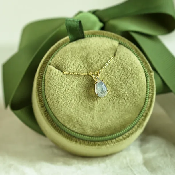 Gold moonstone necklace with diamond LUNA Image