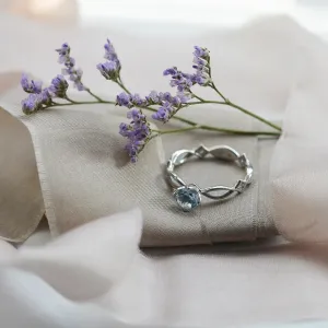Gold ring with aquamarine and diamonds QUEEN Thumbnail