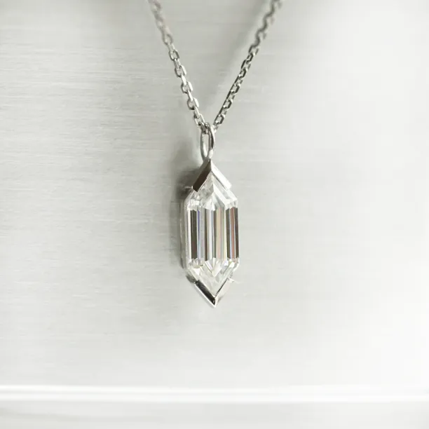 Gold hexagon moissanite pendant FINA Image