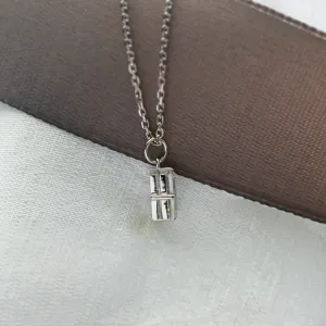 Gold pendant with baguette lab-grown diamond BEBE Thumbnail