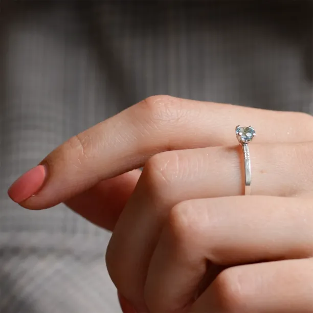 Blue topaz in gold ring with diamonds GINEVRA Image
