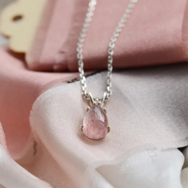 Gold necklace with strawberry quartz and diamond FRESA Image