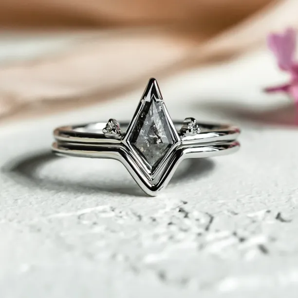Set gold rings with salt and pepper diamond SALLY Image