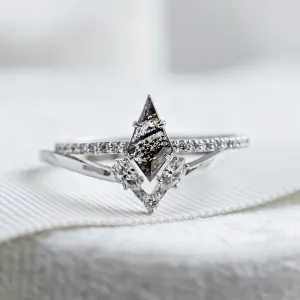 Engagement set of tree rings with salt and pepper diamonds ZERIX Thumbnail
