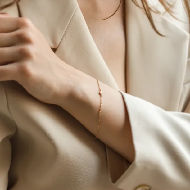 Minimalist bracelet with salt and pepper diamond TANYA Image