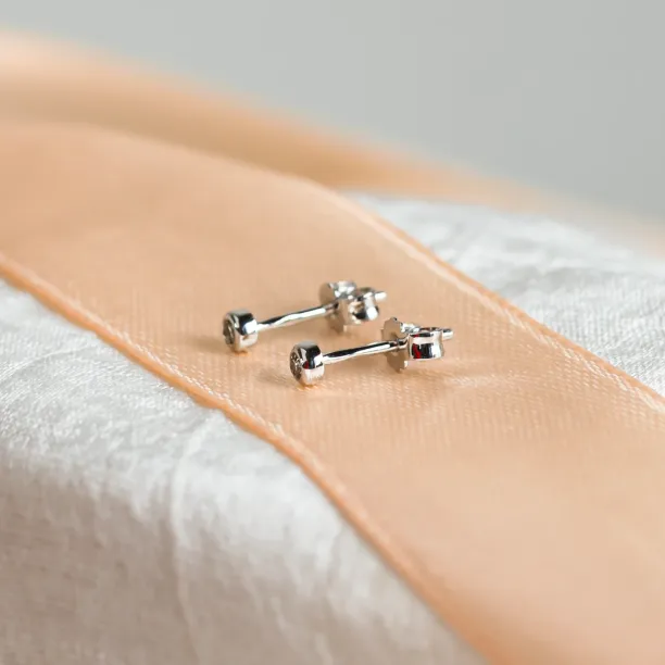 Minimalist salt and pepper diamond earrings ANISE Image