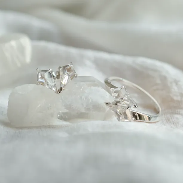 Gold kite moissanite earrings DANE Image