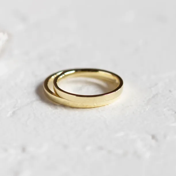 Flat wedding rings made of red gold ENIGMA Image