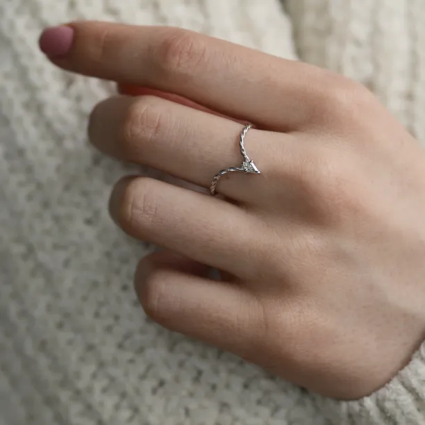 V stacker ring with kite salt and pepper diamond NIAM Image