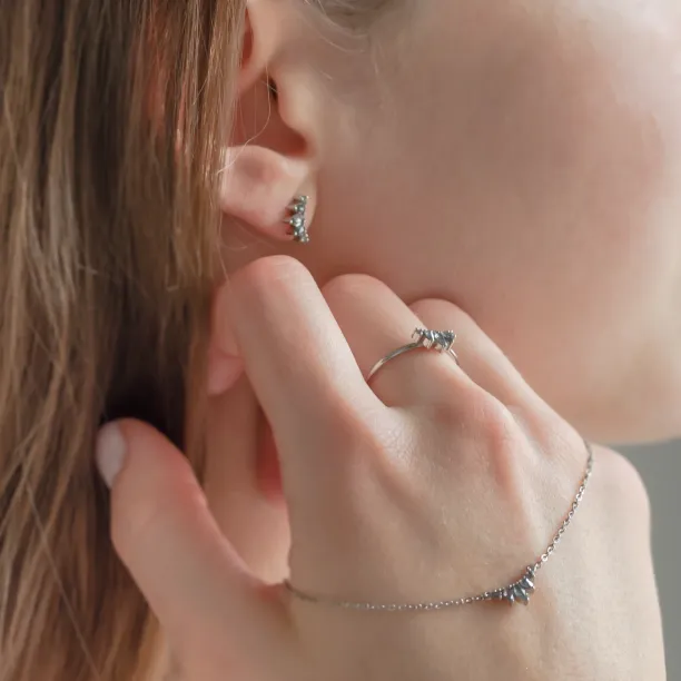 Gold ring with five salt and pepper diamonds ELODIE Image