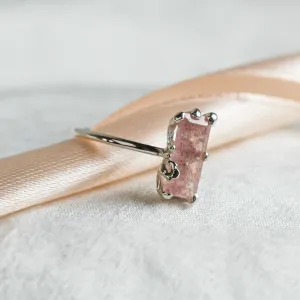 Unusual ring with strawberry quartz ROSA Thumbnail