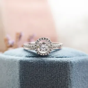 Gold diamond halo engagement set SOLEIL Thumbnail