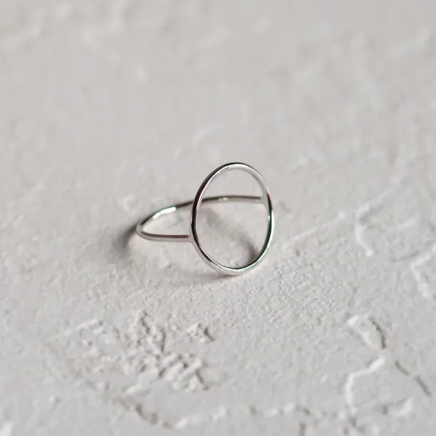 Minimalistic gold ring with the circle NORE Image