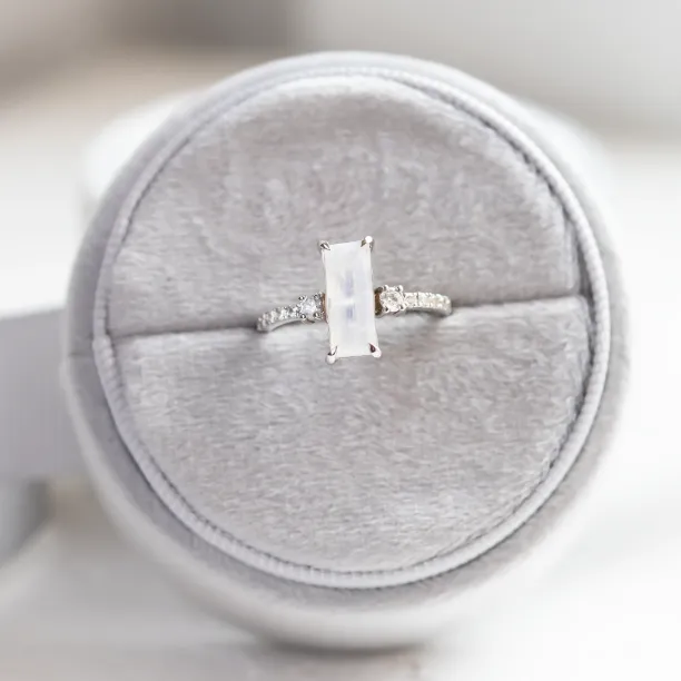 Gold baguette moonstone ring with side diamonds TIGE Image