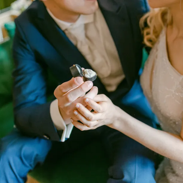 Luxury engagement ring with hexagon moissanite KENT Image