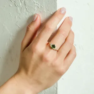 Vintage engagement ring with green sapphire and diamonds CADET Thumbnail