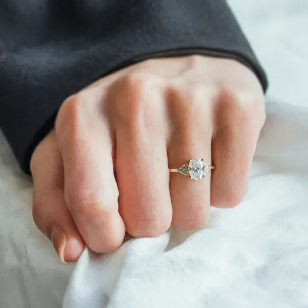 Luxury engagement ring with moissanites JOSEPHINE Image