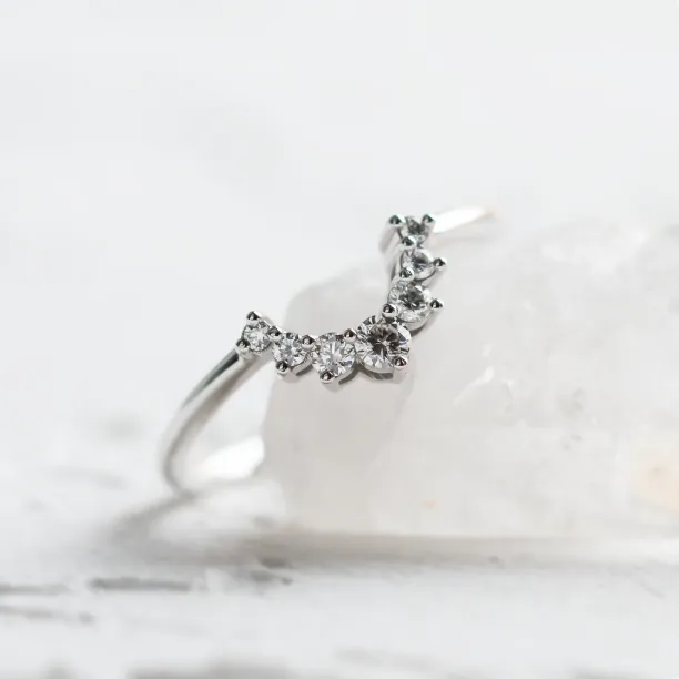 Diamond curved wedding band GEORGIA Image