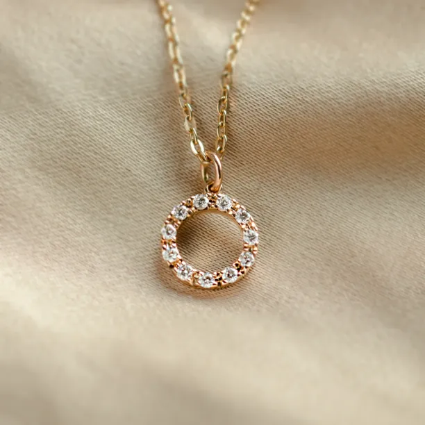 Circle lab-grown diamond necklace REESE Image
