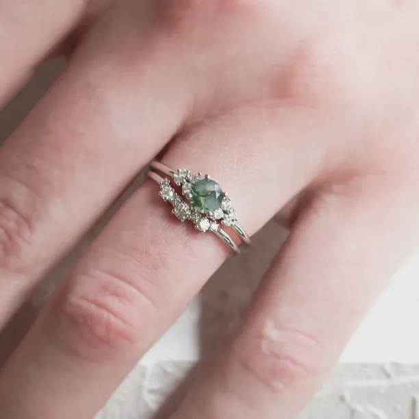 Curved diamond ring KALIA Image