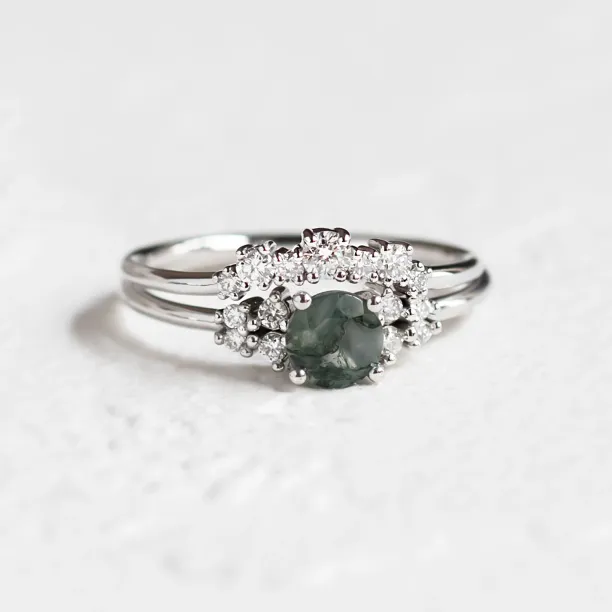 Curved diamond ring KALIA Image