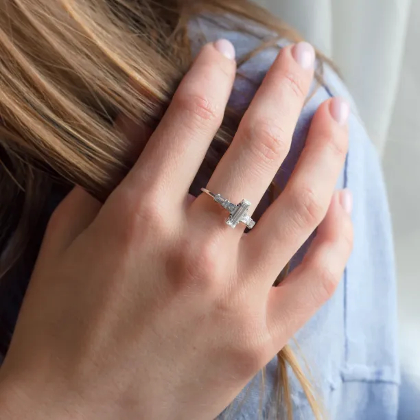 Elegant engagement ring with baguette moissanites EARL Image