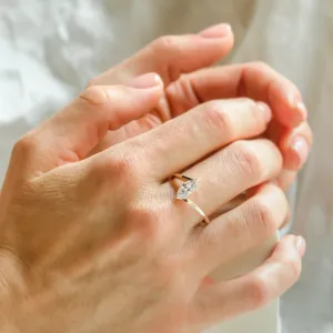 Elegant ring with marquise moissanite CHARLOTTE Thumbnail