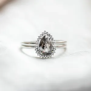 Engagement set of rings with diamonds ASHLEY Thumbnail