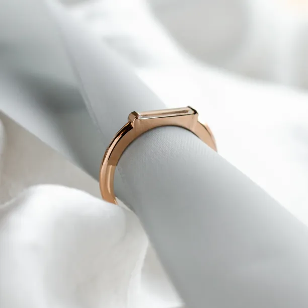 Gold ring with baguette moissanite in art deco style LIA Image