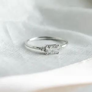 Original engagement ring with moissanite GLOW Thumbnail