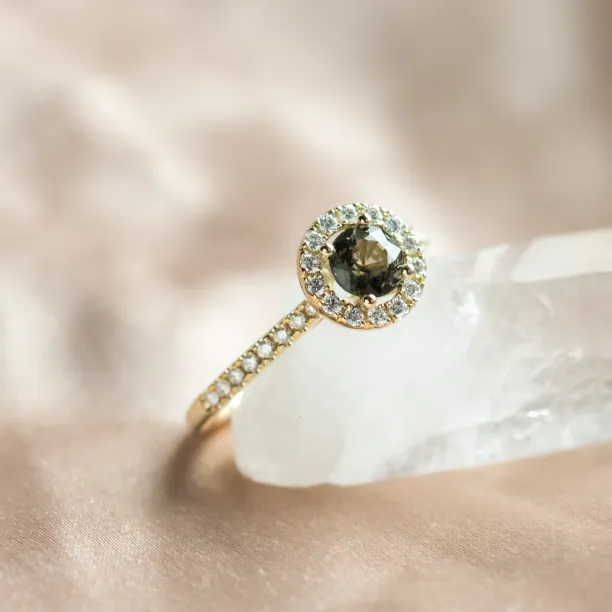 Sapphire and diamond halo ring GISE Image