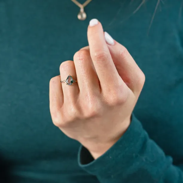 Unusual engagement ring with moss agate and diamonds ALBRUNA Image