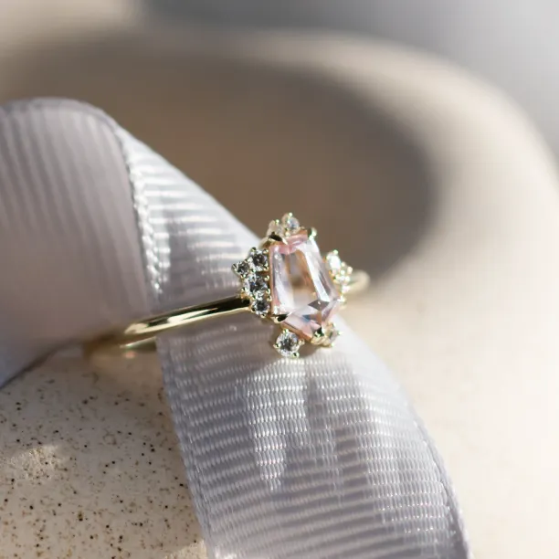 Light pink sapphire engagement ring MEREDITH Image