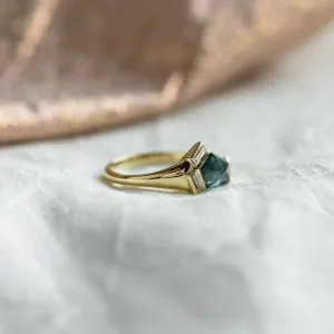 Original ring with asymmetric sapphire and baguette moissanites AGATHA Thumbnail