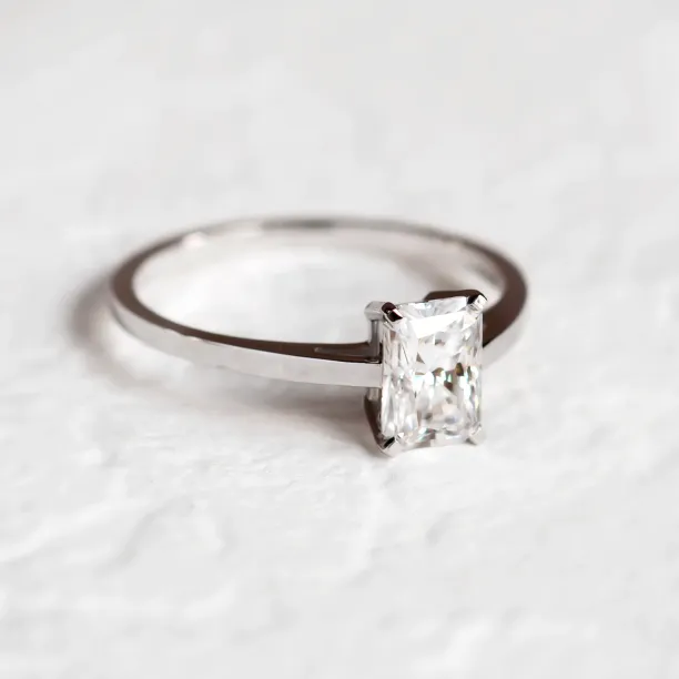 Minimalist engagement ring with moissanite BAGI Image