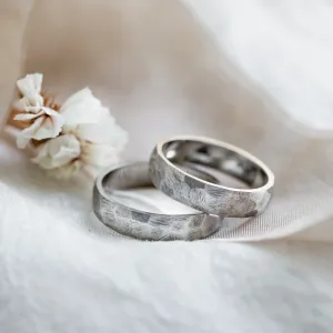 Hammered gold wedding rings BOME Thumbnail