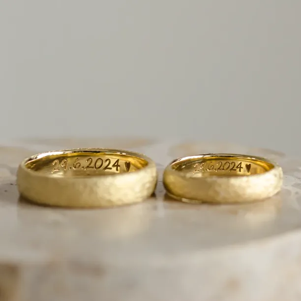 Wedding rings with unusual surface MARTAS Image