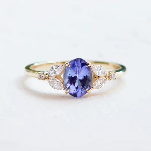 Oval tanzanite engagement ring FIORA Image