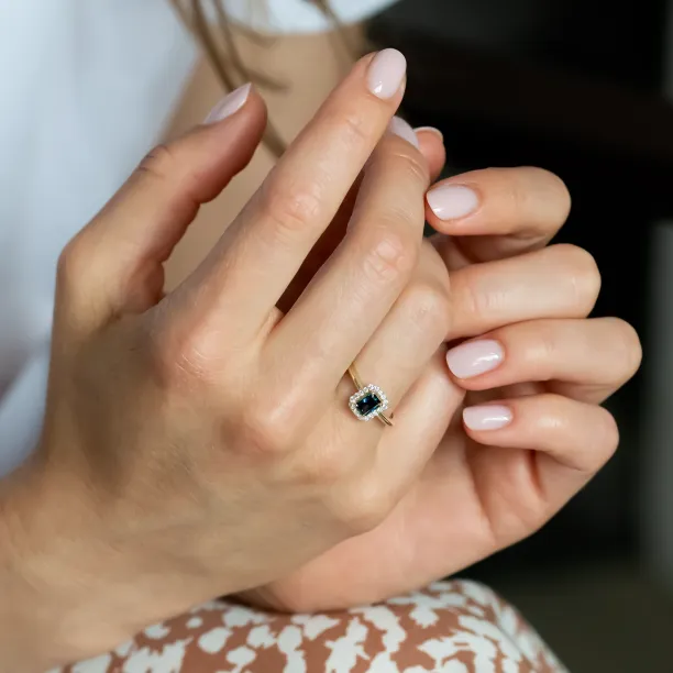 Radiant cut lab grown diamond ring MILLIE Image