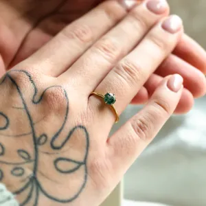 Unusual engagement ring with moss agate and organic bezel AVERIL Thumbnail