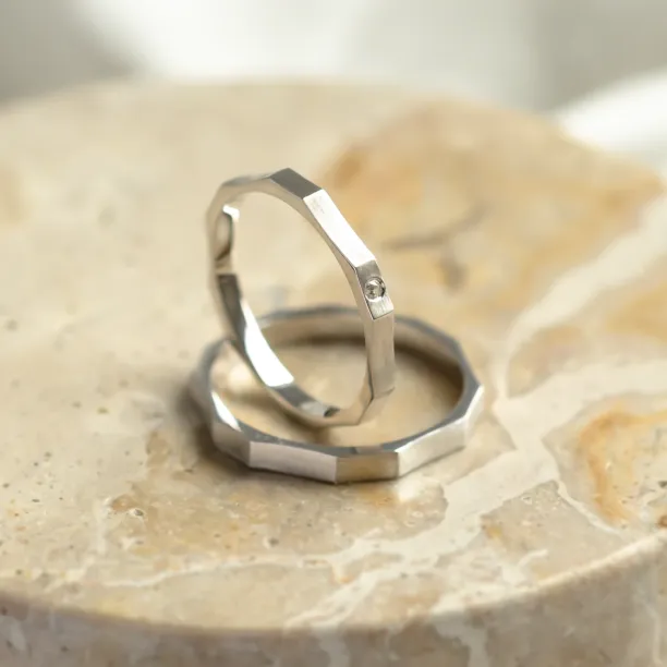 Alternative wedding rings with diamond DENZEL Image