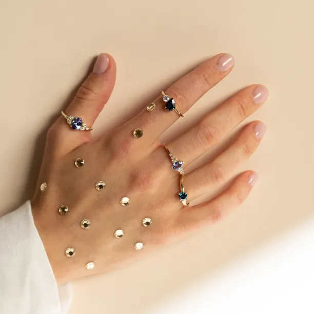Blue sapphire and diamond engagement ring EVELYN Image