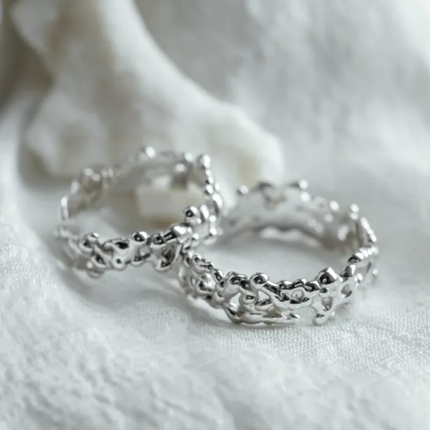 Avant-garde wedding rings with organic elements NALANI Image