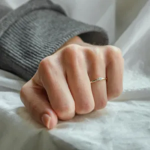 Minimalist ring with diamonds HANNAH