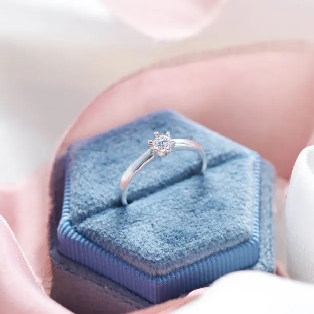 Engagement diamond ring 0.16ct  FISKA Image