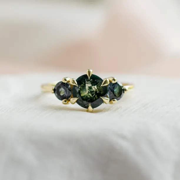 Gold ring with moss agate and blue topaz SYLT Image